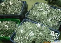 小五金冲压、烤漆、磷化、抛光及铝材加工、氧化服务—服饰箱包配件专业供应